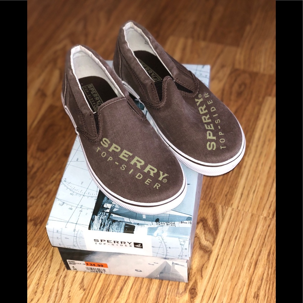 Boys Sperry Halyard slip on